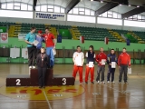 Mistrzowie Polski Seniorów ( 1.Rafał Dobrowolski - Stella Kielce, 2.Jacek Proć - Strzelec Legnica, 3.Maciej Jaworski - Czarna Strzała Bytom, 4.Adam Baś - Społem Łódź, 5.Jakub Szafarz - Społem Łódź, 6.Robert Marcinkiewicz - ROKiS Radzymin, 7.Paweł Zarzecki - Łucznik Żywiec, 8.Konrad Przesmycki - ROKiS Radzymin )