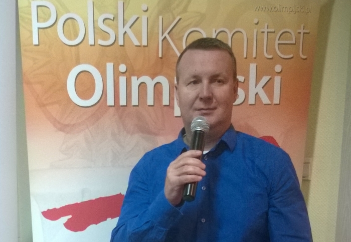 Trener Główny Polskiego Związku Łuczniczego na konferencji trenerów przygotowań olimpijskich w Spale