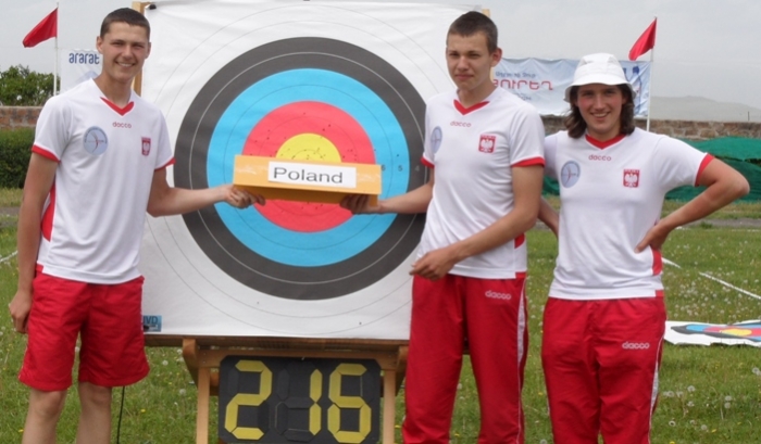 Brązowy medal drużynowo wywalczyli Juniorzy Młodsi w Armenii