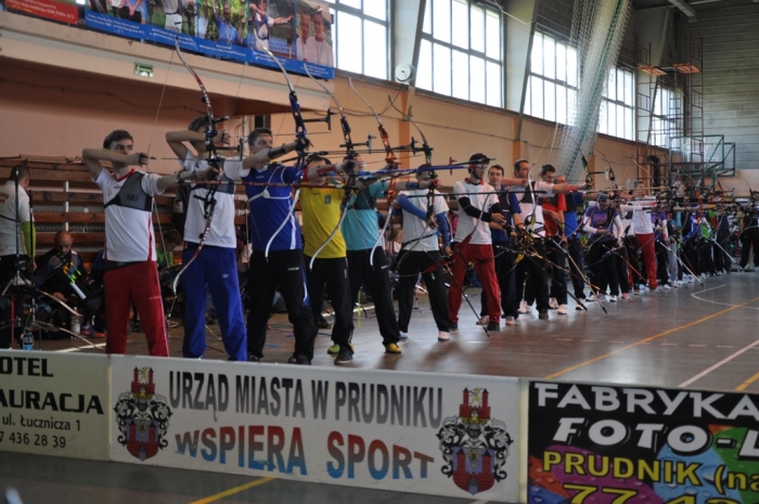 Protokół Halowych Ogólnopolskich Zawodów PZŁucz - 7.12.2013 - Prudnik