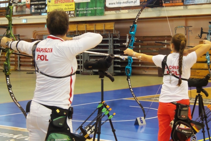 Rachwał i Napłoszek wygrali pierwsze w 2016 roku zawody KN na 70 metrów